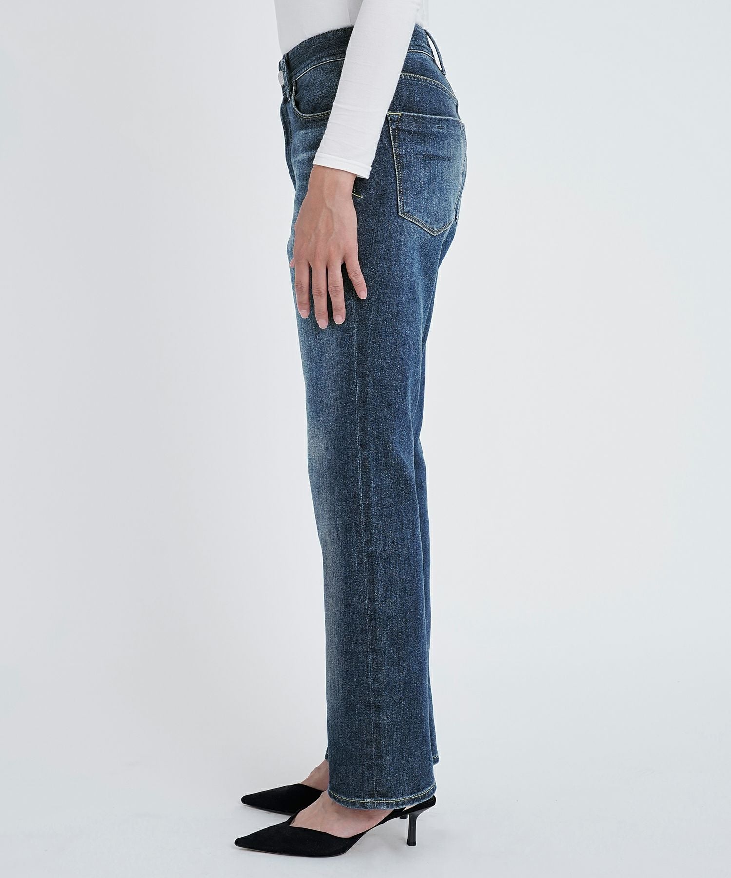 SALE】PREMIUM2Low Rise スリムストレート 