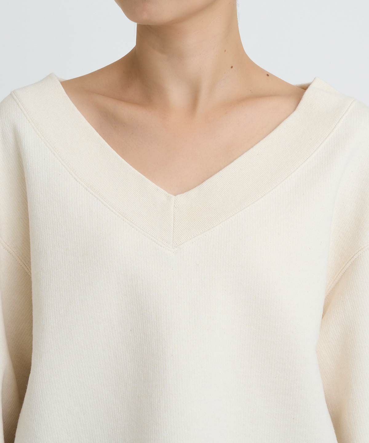 Vネックプルオーバー | カットソー | YANUK ONLINE STORE