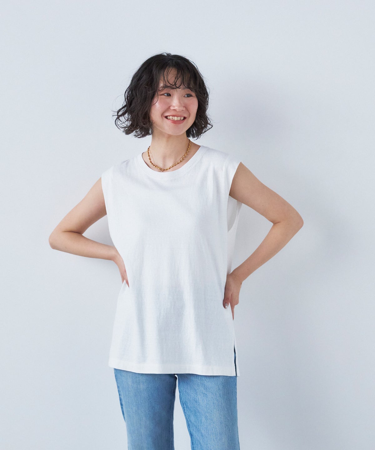 ホワイト/WHT
